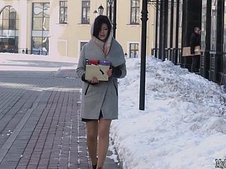 Tori Fox has a behest close to the men she courage attempt sex with