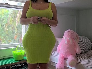 私のセクシーな大きなお尻をファック