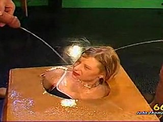 bitches Kinky pissing penghinaan lucah fetish
