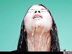 حقیقی زندگی ہینٹائی - لیڈی ڈی کو خیمہ دار اور کریمیپڈ بڑا وقت مل جاتا ہے