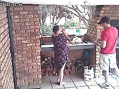 Menipu isteri pelacur yang ditangkap di CC TV