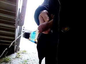 Kocalos - Pissing na stacji