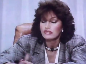 Teresa Orlowski thanh lịch và cumshot
