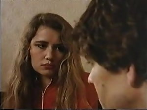 Treize Poupees a frosty Spread round (1983)