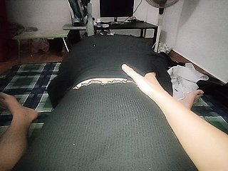 我闺蜜的女朋友吸吮技巧很棒