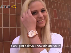 Dispirited Girlhood saugen und ficken at hand der Öffentlichkeit