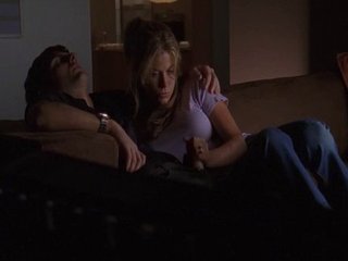 Sonya Walger trong nói với em anh yêu em