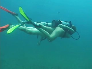 Lain Scuba Persetan Dalam Schooner - Pt.2