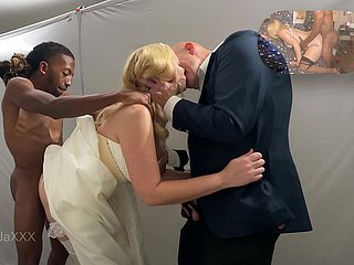 Geneukt worden entry-way een BBC terwijl ik mijn huwelijksgeloften uitspreek