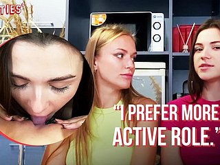 Ersties - Cô nàng tóc nâu Hayli quan hệ với cô nàng tóc vàng Aislin trước khi đáp trả bằng một chiếc dương vật giả