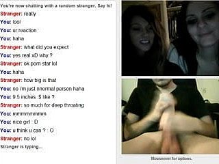 2 สาว cutes แสดงหัวนม & amp; pain in the neck บน omegle