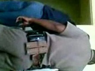 polis dan custodian yang